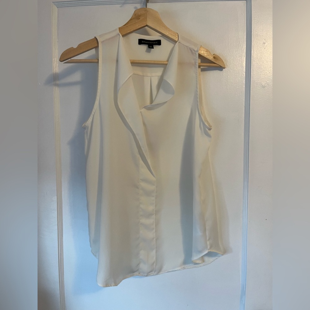 Classy sleeveless top
